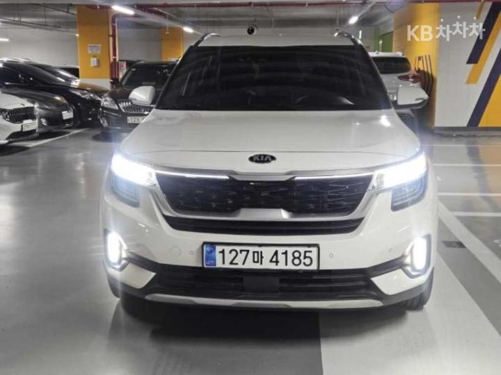 Kia Seltos 1.6 Gasoline Turbo 2WD Signature 2