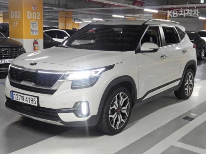 Kia Seltos 1.6 Gasoline Turbo 2WD Signature 3