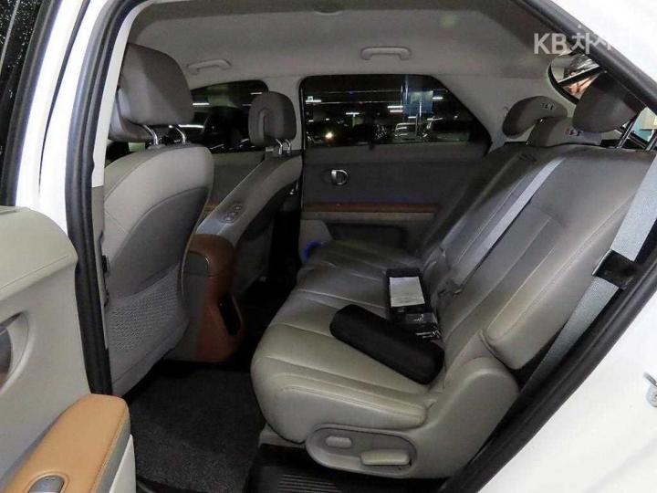 Hyundai IONIQ 5 Long Range AWD Prestige 8