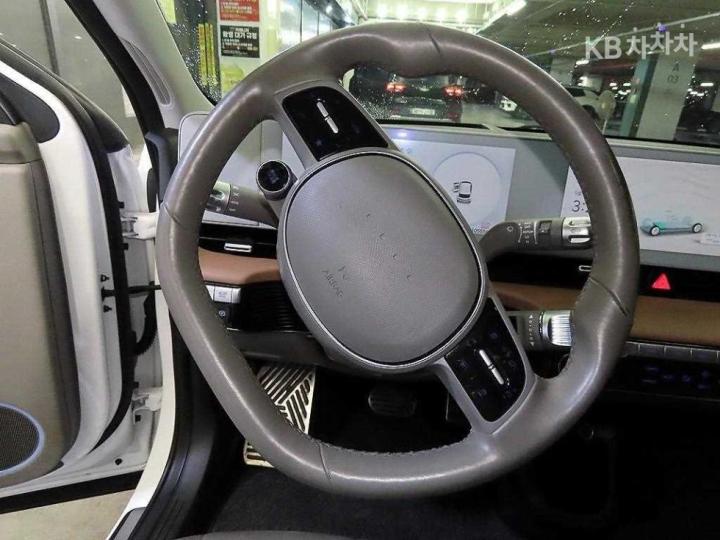 Hyundai IONIQ 5 Long Range AWD Prestige 9