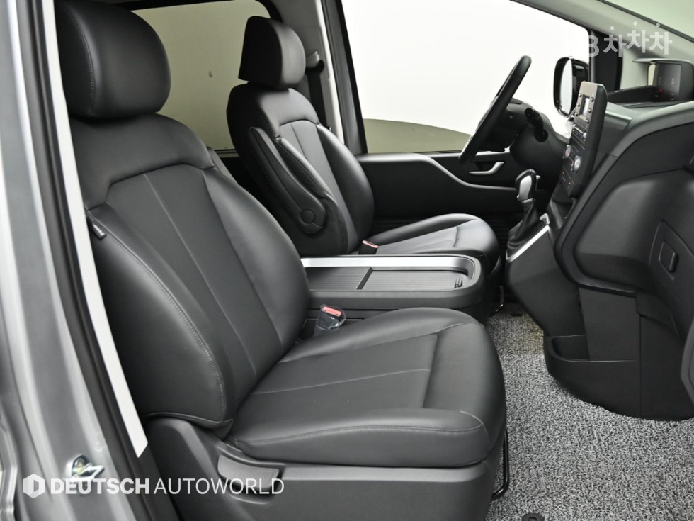 Hyundai Staria — miniaturë 10