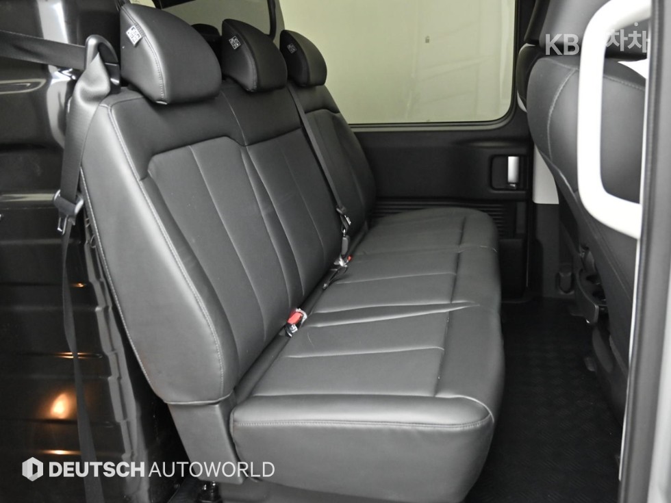Hyundai Staria — miniaturë 12