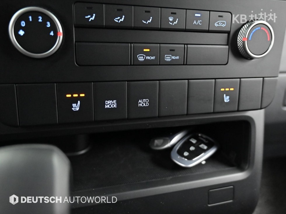 Hyundai Staria — miniaturë 17