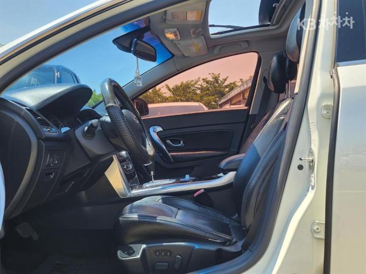 Renault SM5 New LPLi LE 8