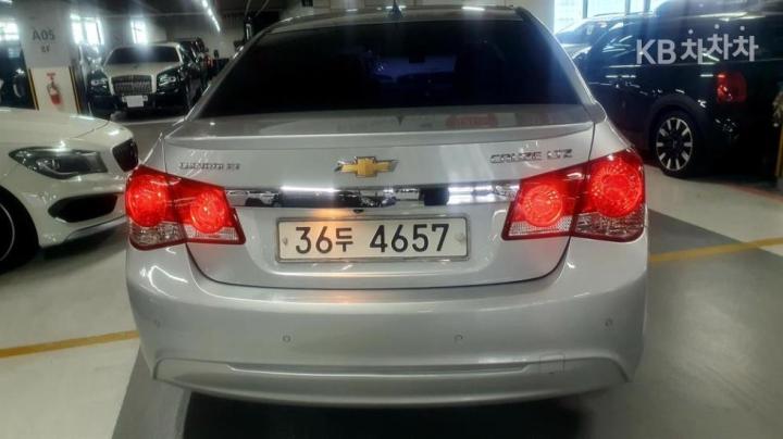 Chevrolet Cruze 1.8 LTZ+ Base Type 6