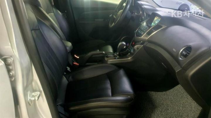 Chevrolet Cruze 1.8 LTZ+ Base Type 10