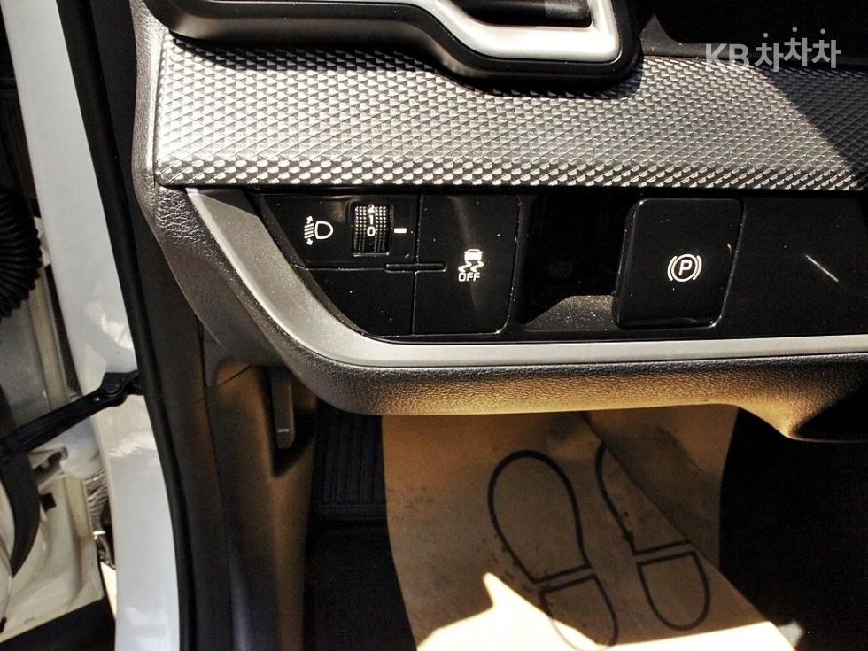 2022 - kia sportage