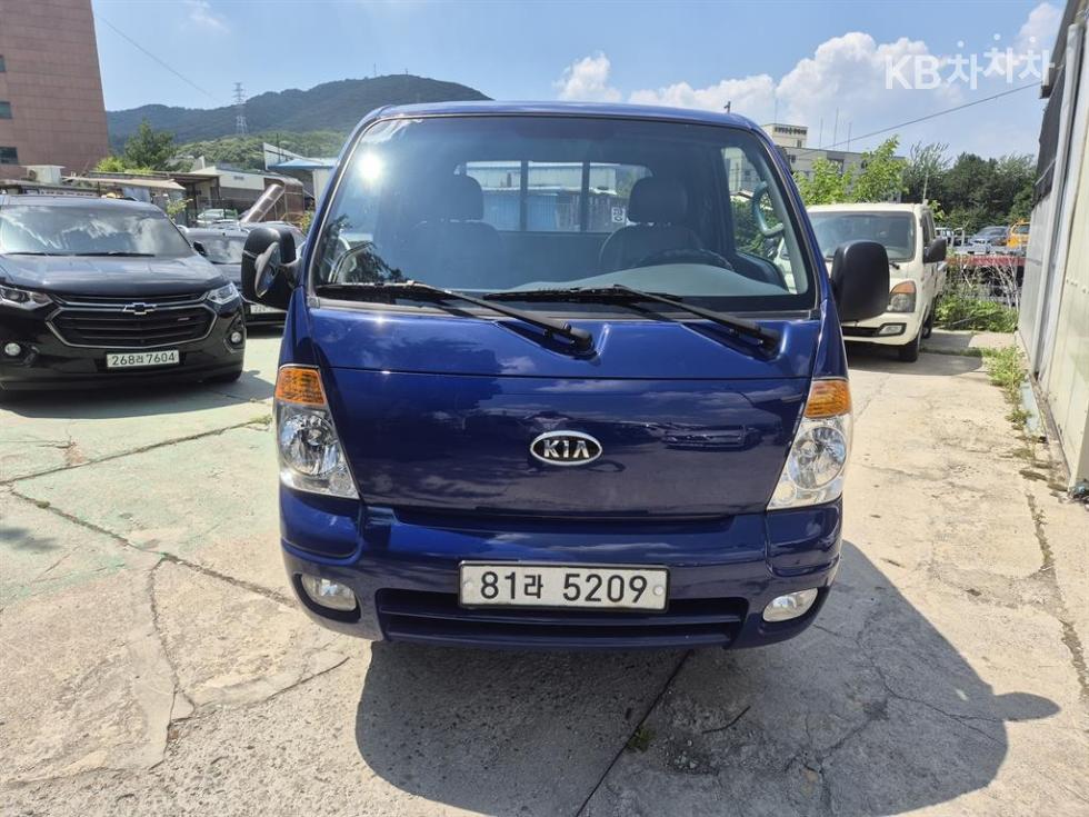 2011 - kia bongo iii