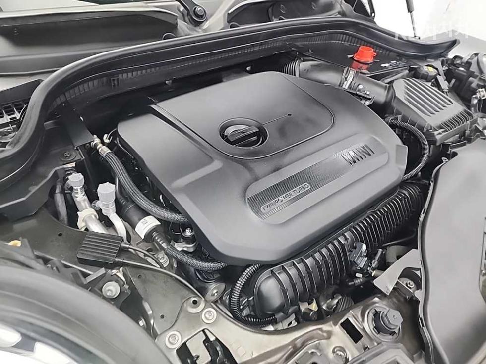 2022 MINI Used Car photo