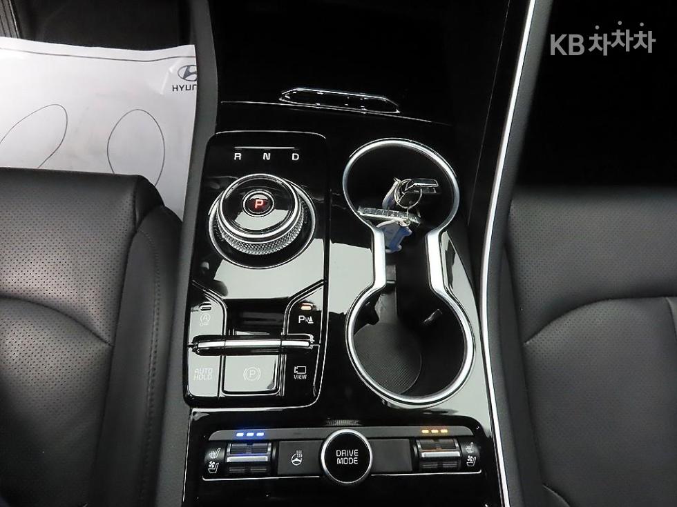 2023 - kia k5