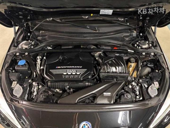BMW 1 Series F40 M135i xDrive Base Type 3
