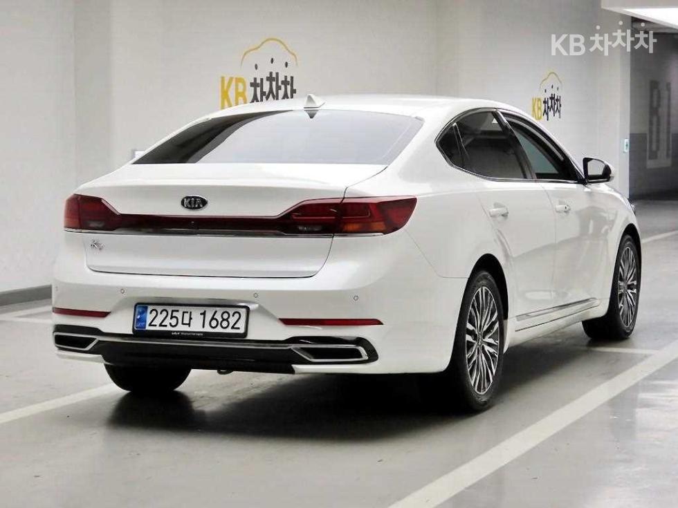 2020 - kia k7