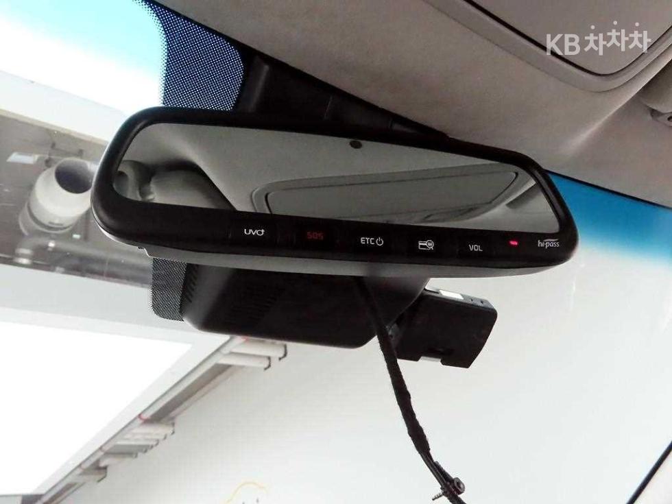2020 - kia k7