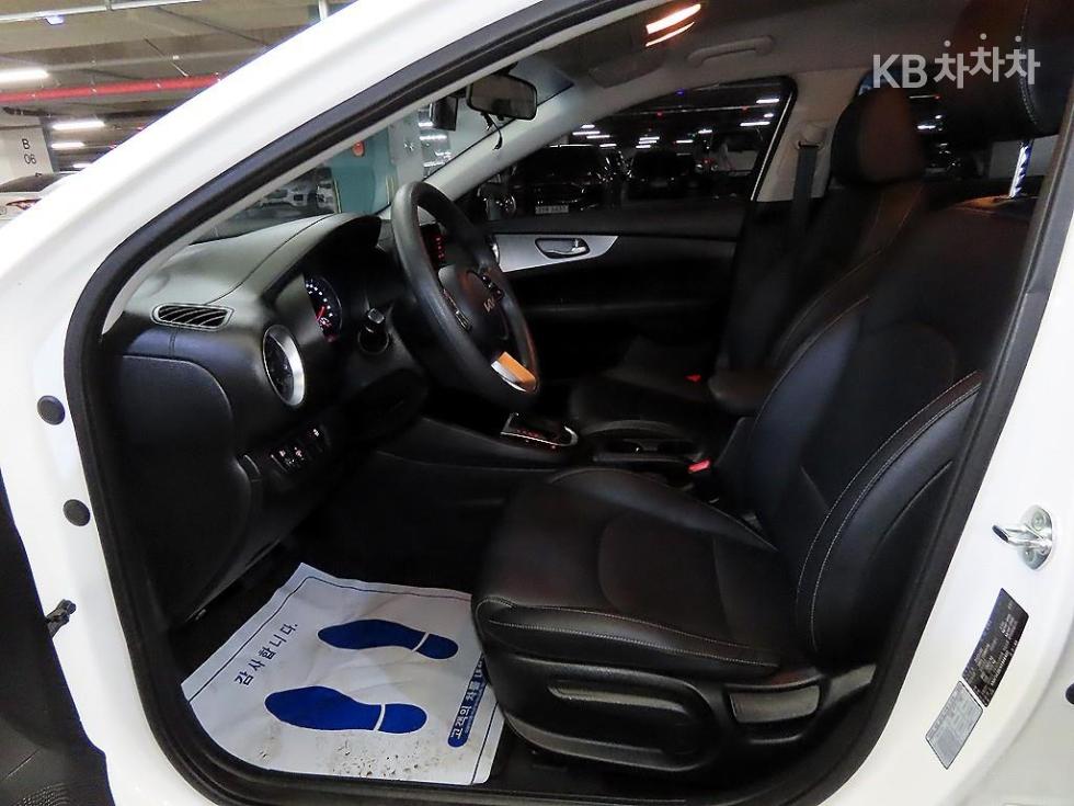 2022 - kia k3