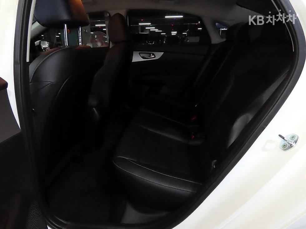 2022 - kia k3