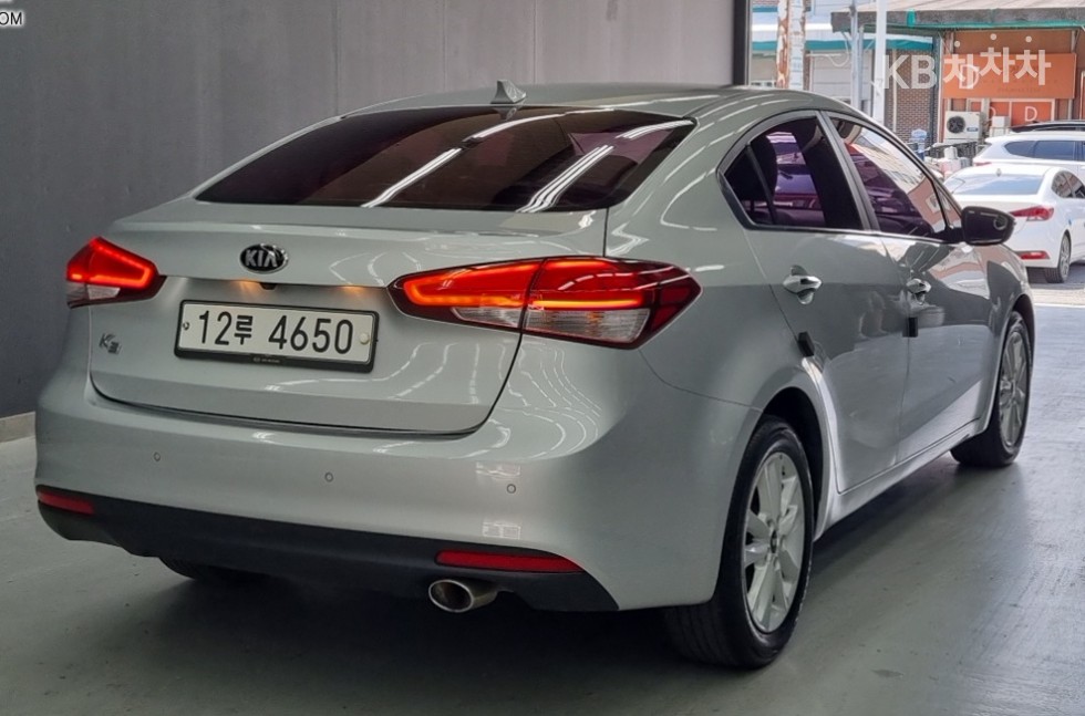 2017 - kia k3