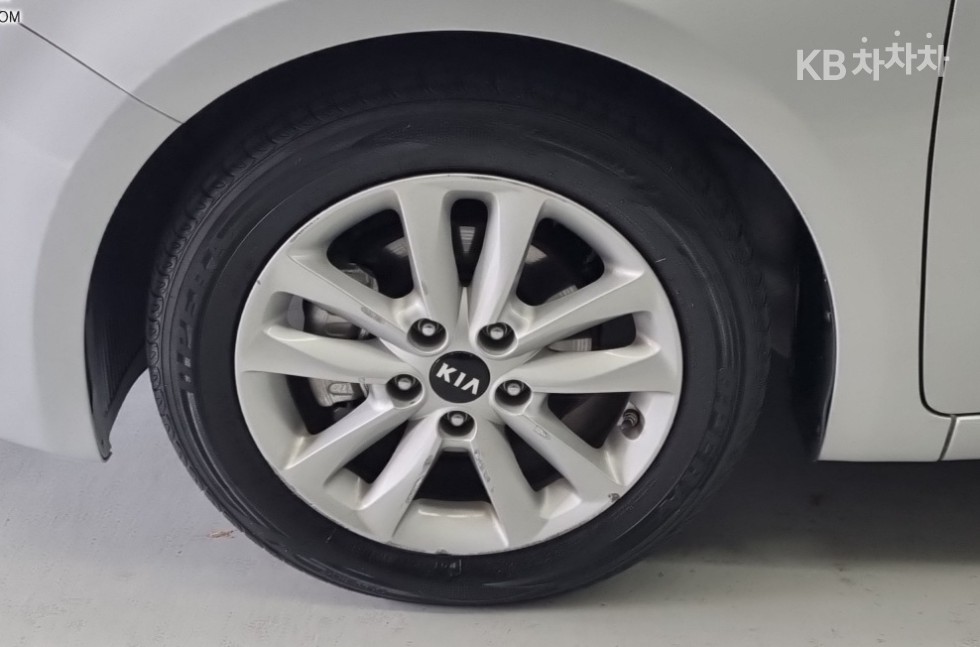 2017 - kia k3