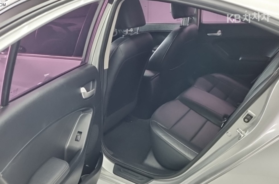 2017 - kia k3