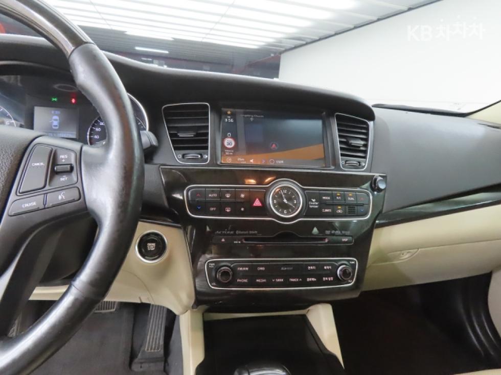 2013 - kia k7