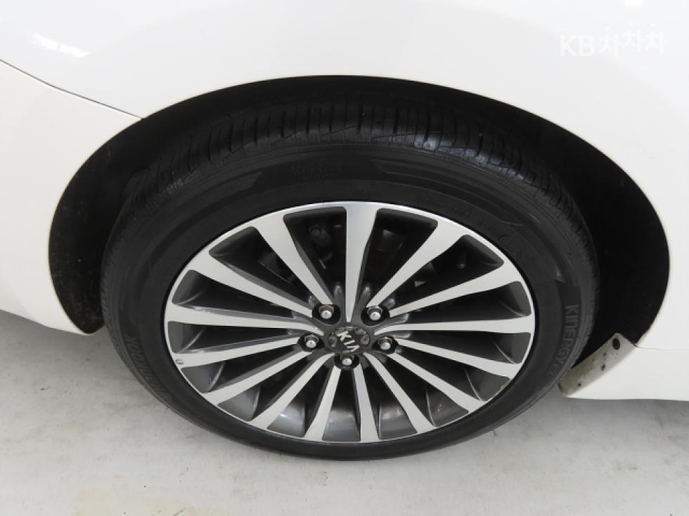2013 - kia k7