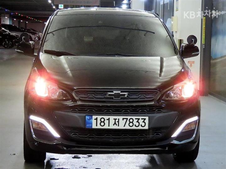 Chevrolet Spark Red Pick Edition Base Type 3