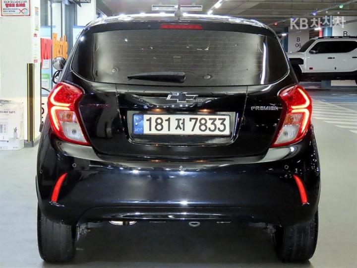 Chevrolet Spark Red Pick Edition Base Type 6
