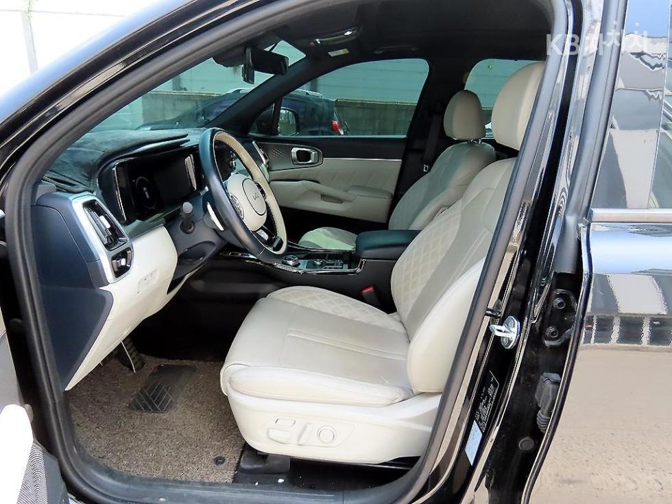 2022 - kia sorento