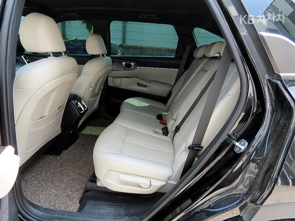 2022 - kia sorento