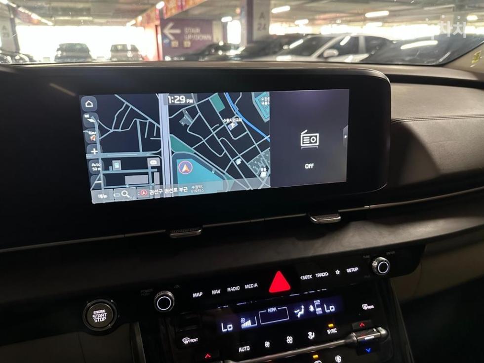 2023 - kia carnival