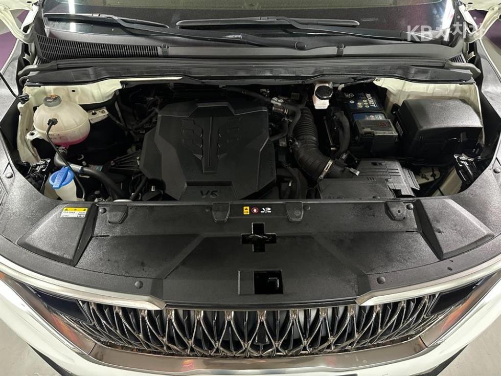 2023 - kia carnival