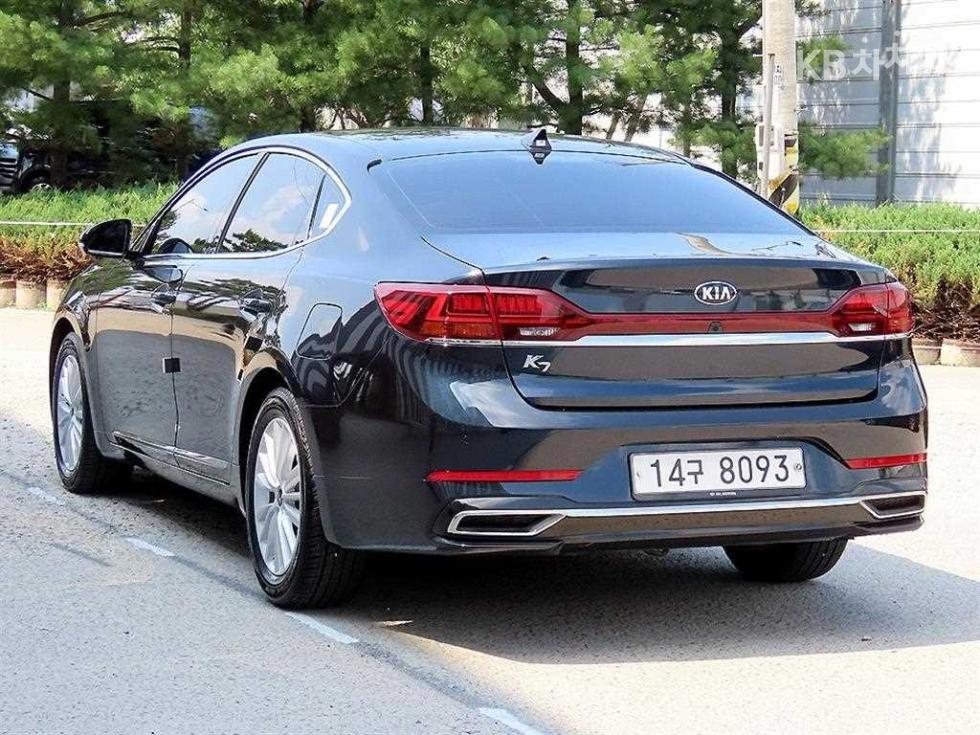 2020 - kia k7