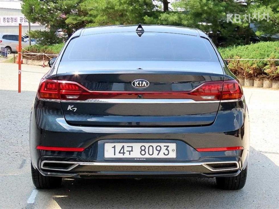 2020 - kia k7