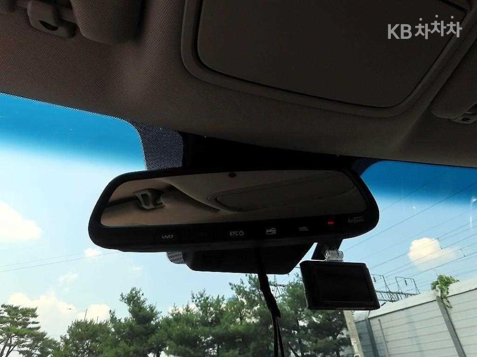 2020 - kia k7