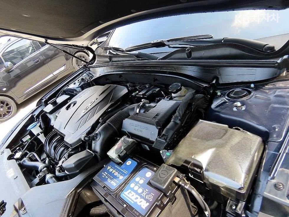 2020 - kia k7