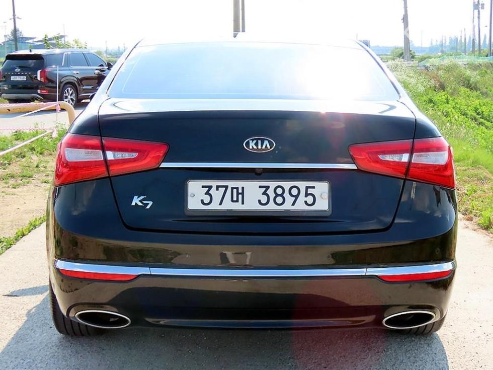 2015 - kia k7