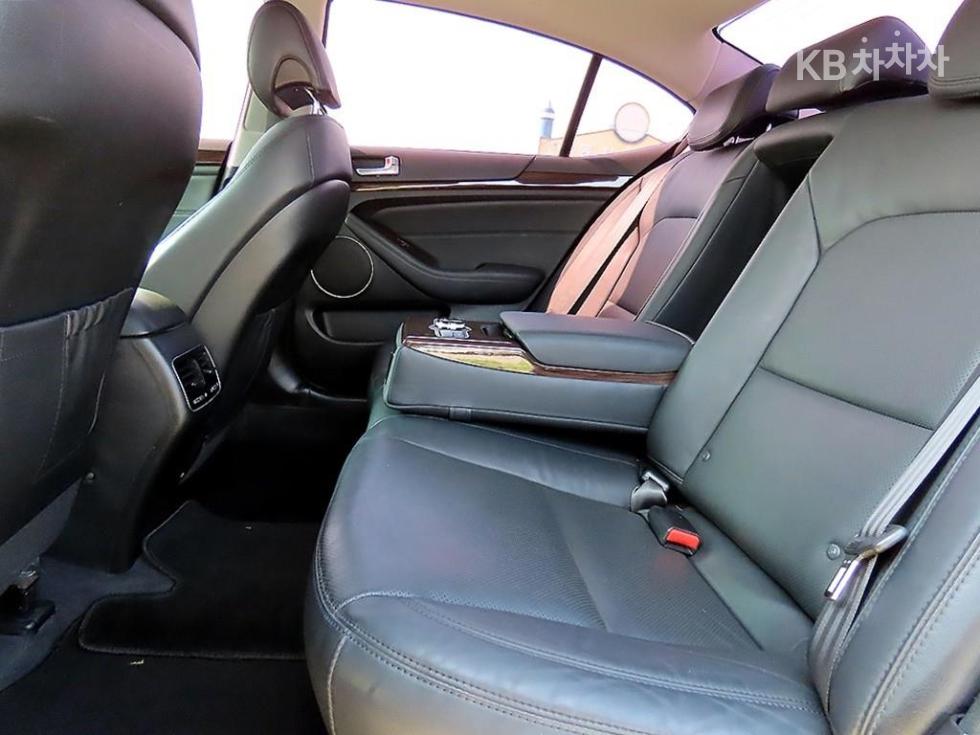 2015 - kia k7