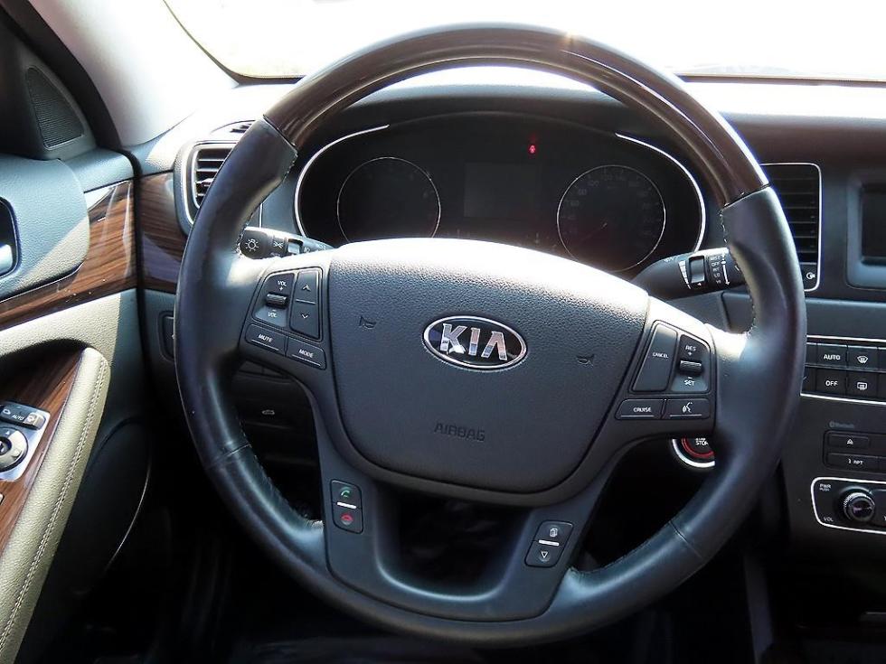2015 - kia k7