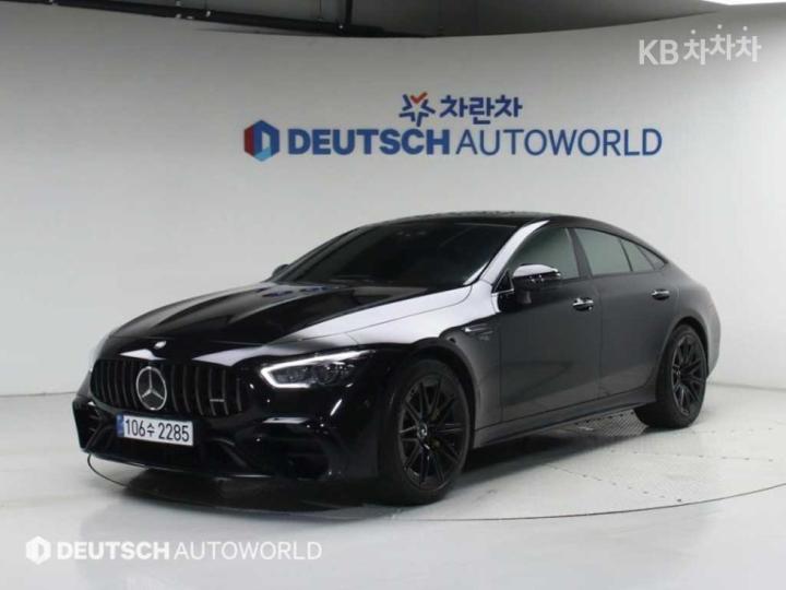 Mercedes-Benz AMG GT 43 4MATIC+ — foto 1
