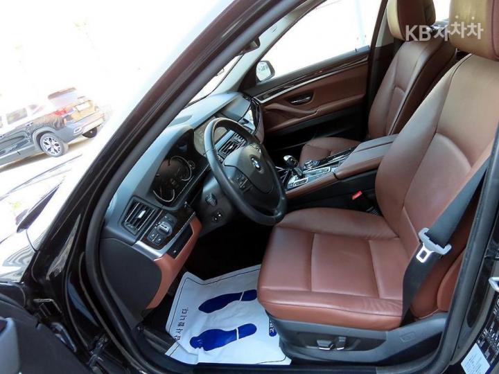 BMW 5 Series New 528i F10 2010-2016 6