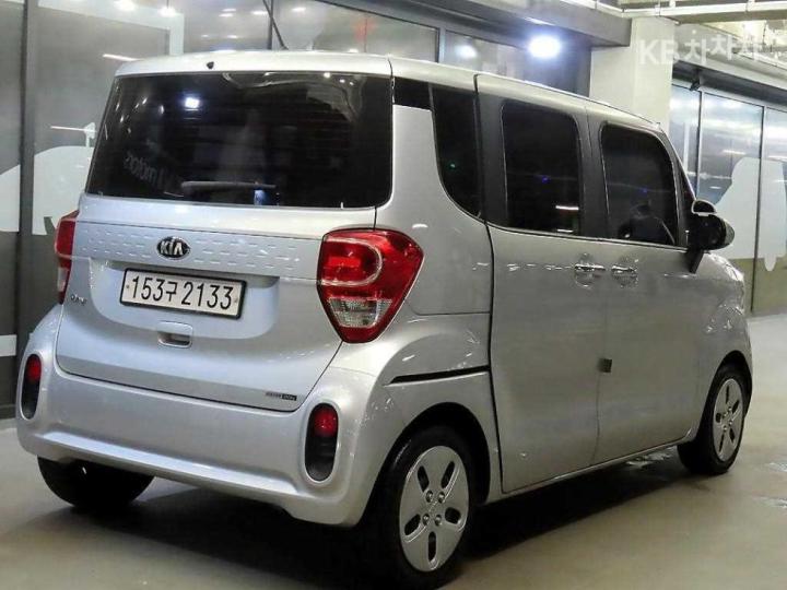 Kia Ray Van 1.0 Gasoline Van Premium Type 5