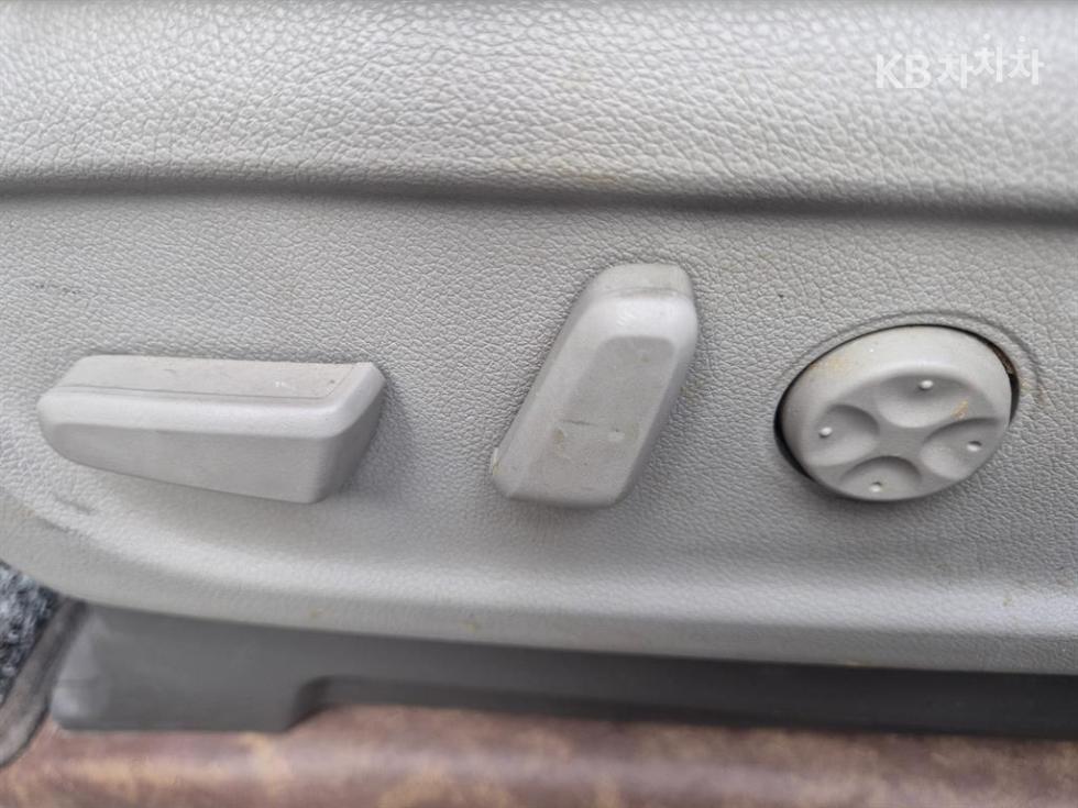 2016 - kia carnival