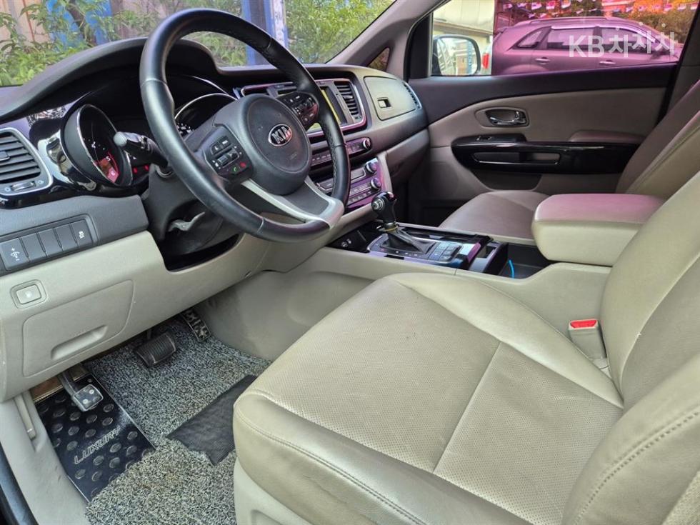 2016 - kia carnival