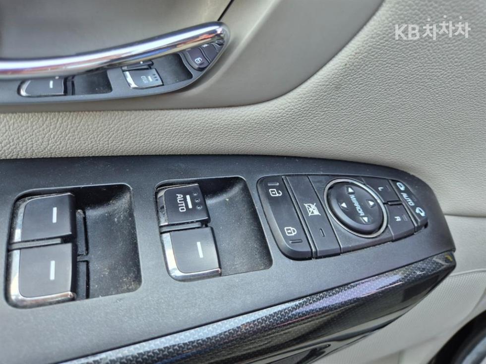 2016 - kia carnival