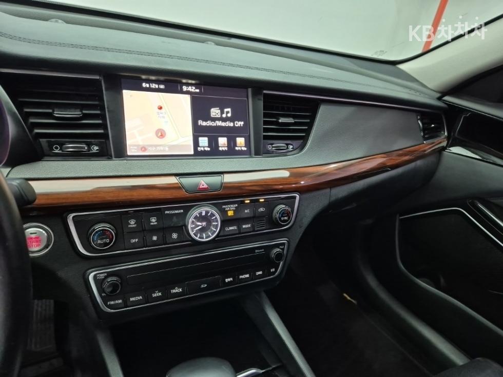 2016 - kia k7