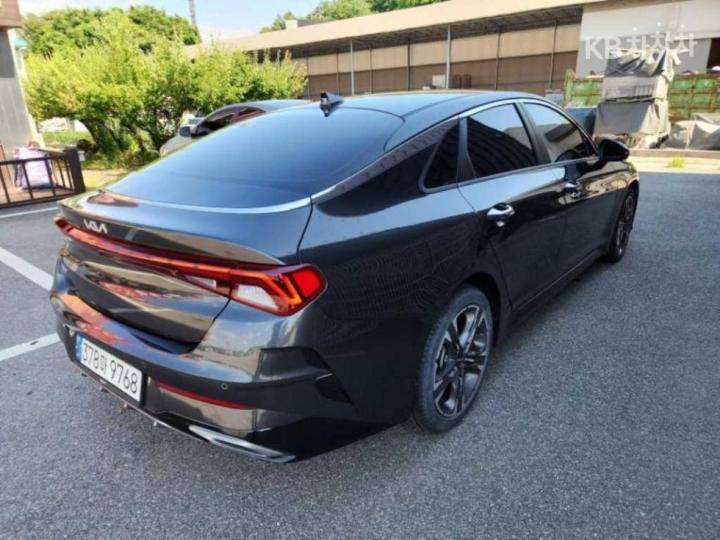 Kia K5 2.0 Gasoline Noblesse 6