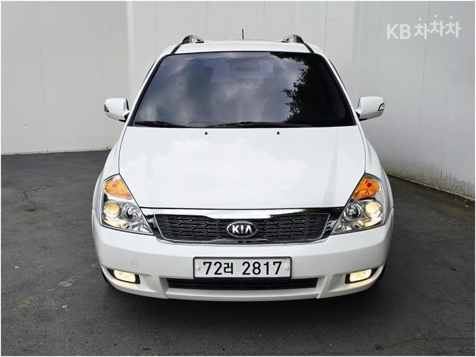 2014 - kia carnival
