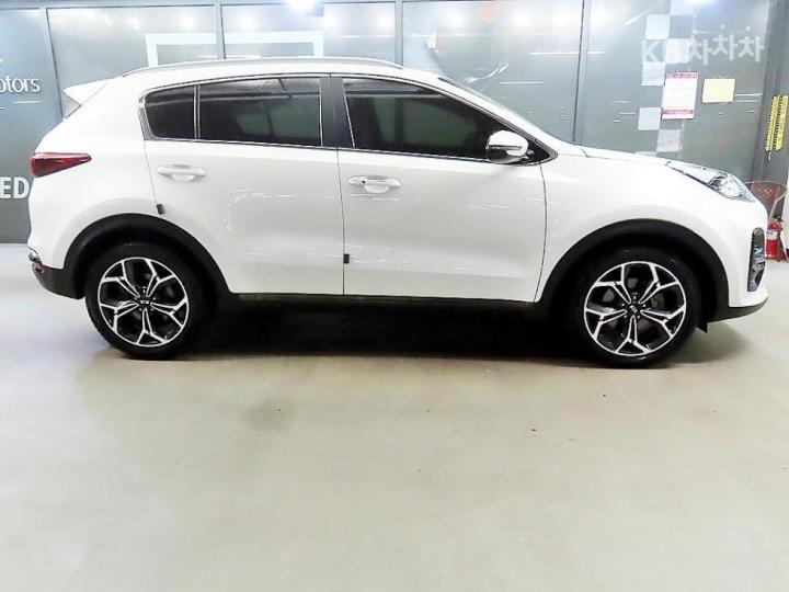 Kia Sportage The Bold 2.0 Gasoline 2WD Noblesse 4