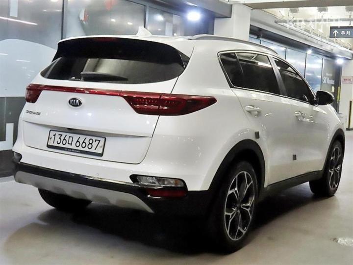 Kia Sportage The Bold 2.0 Gasoline 2WD Noblesse 5