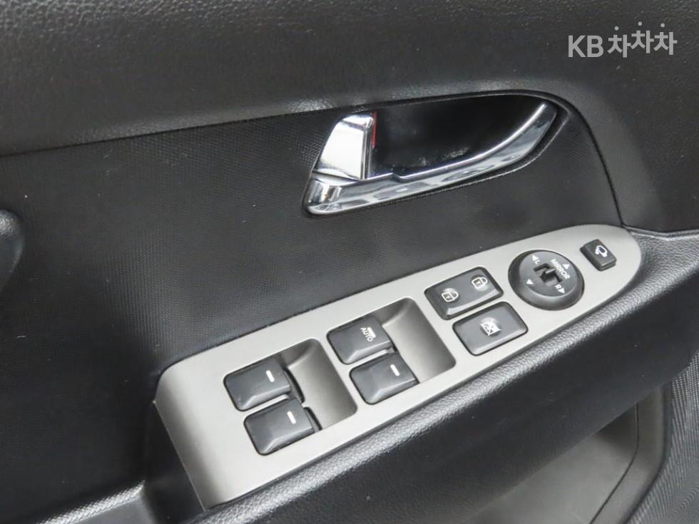2014 - kia sportage