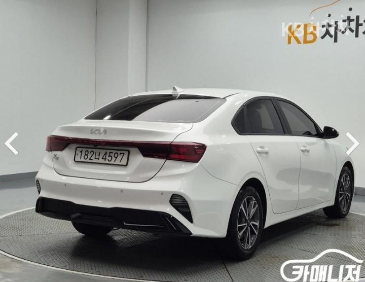 Kia K3 BD 1.6 Gasoline Trendy 4